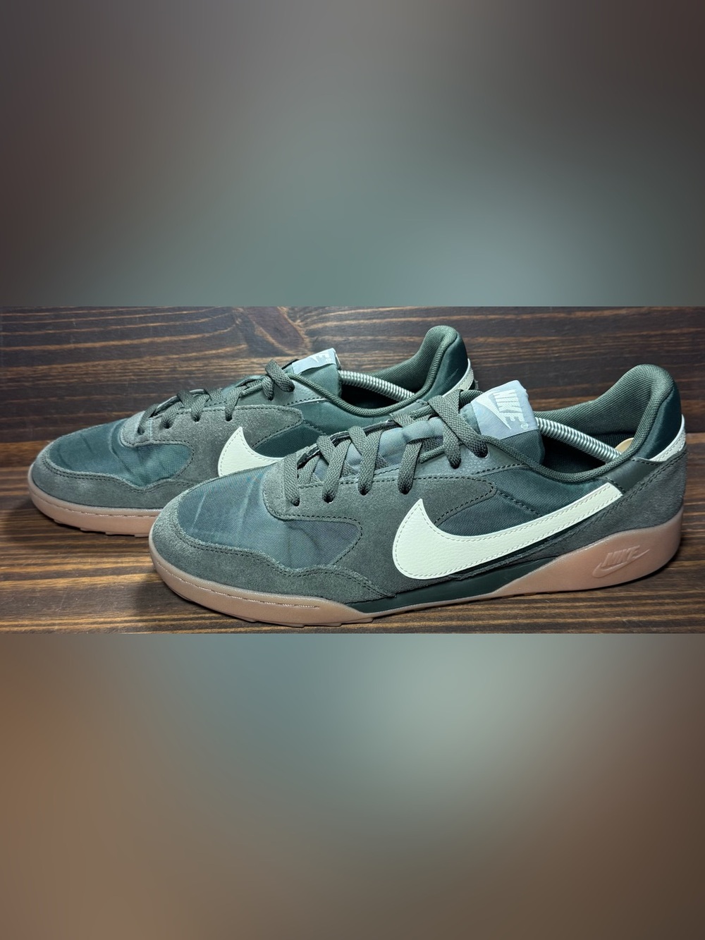 Nike Terra Manta Suede Men’s Size 11.5 Shoes Sequoia Gum Lightly Worn